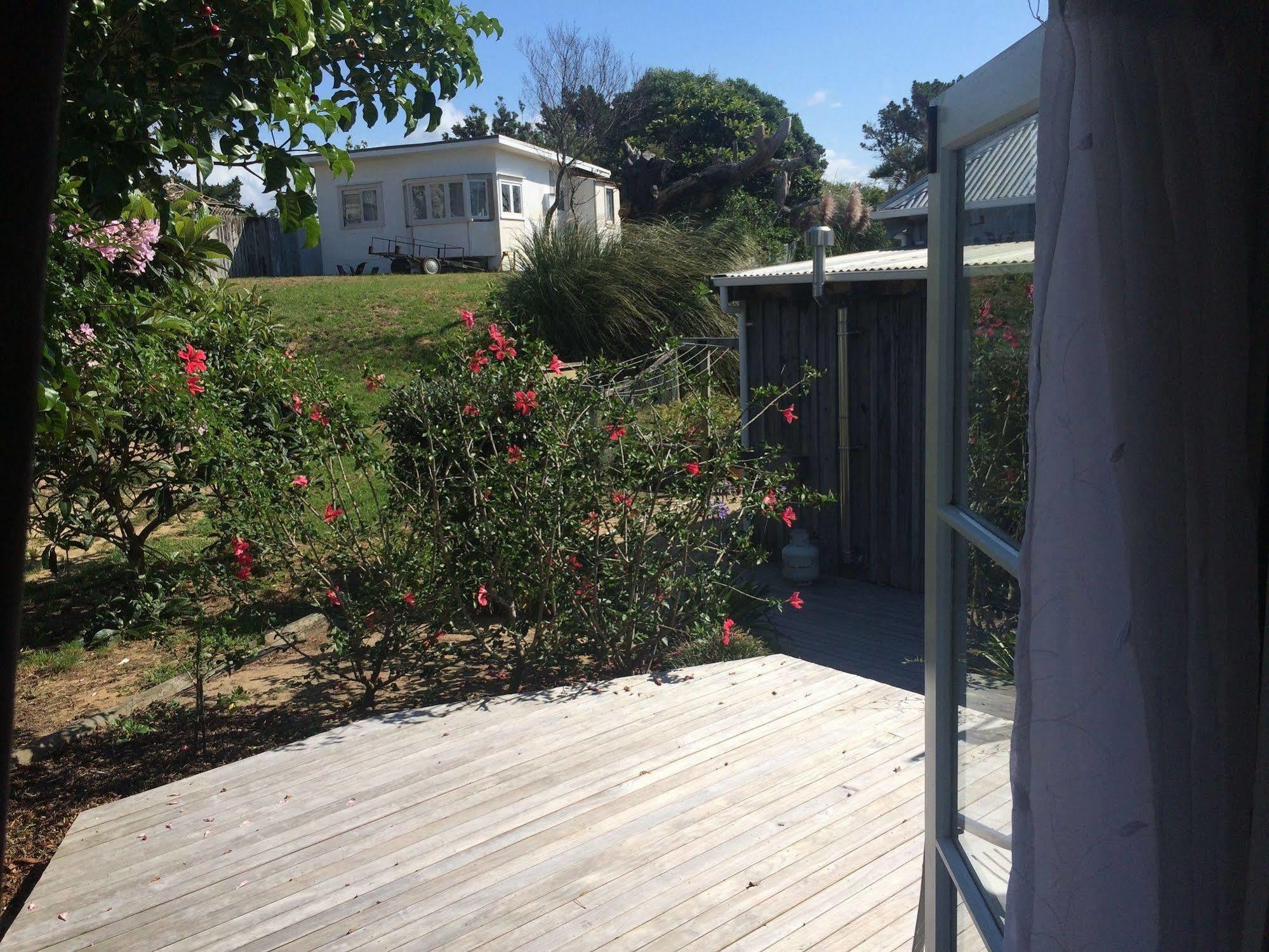 Mangawhai Chalets Bagian luar foto