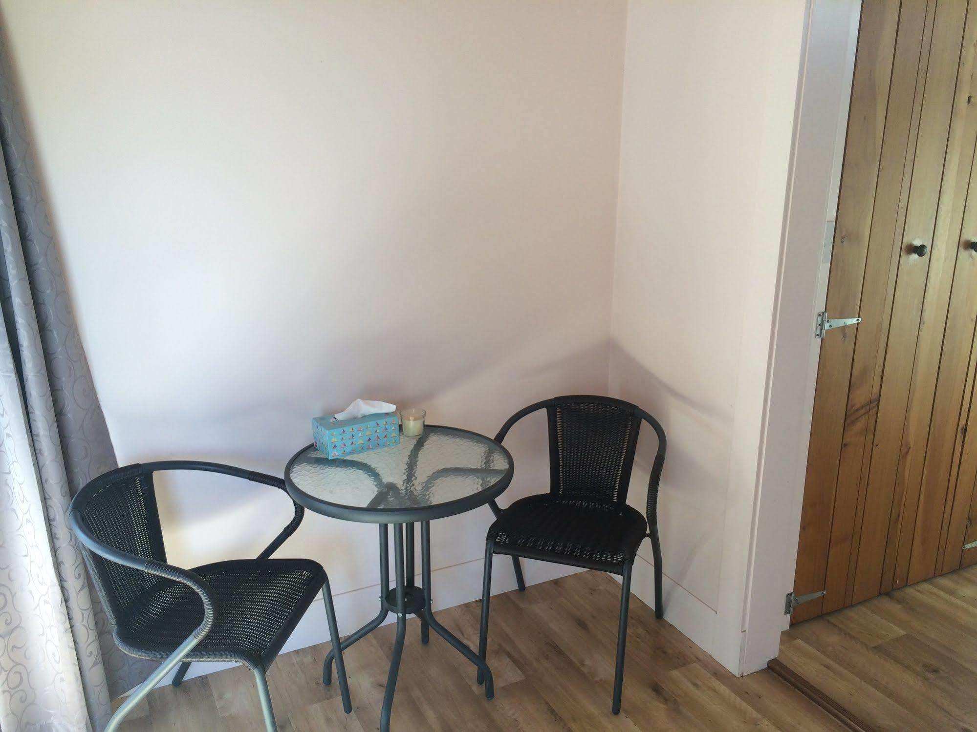 Mangawhai Chalets Bagian luar foto