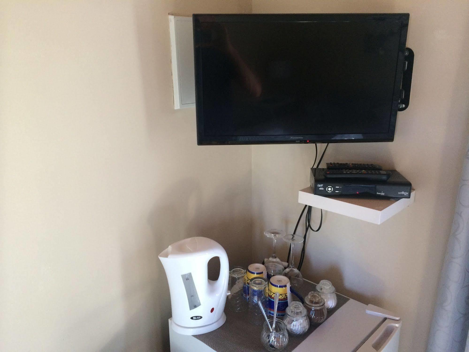 Mangawhai Chalets Bagian luar foto